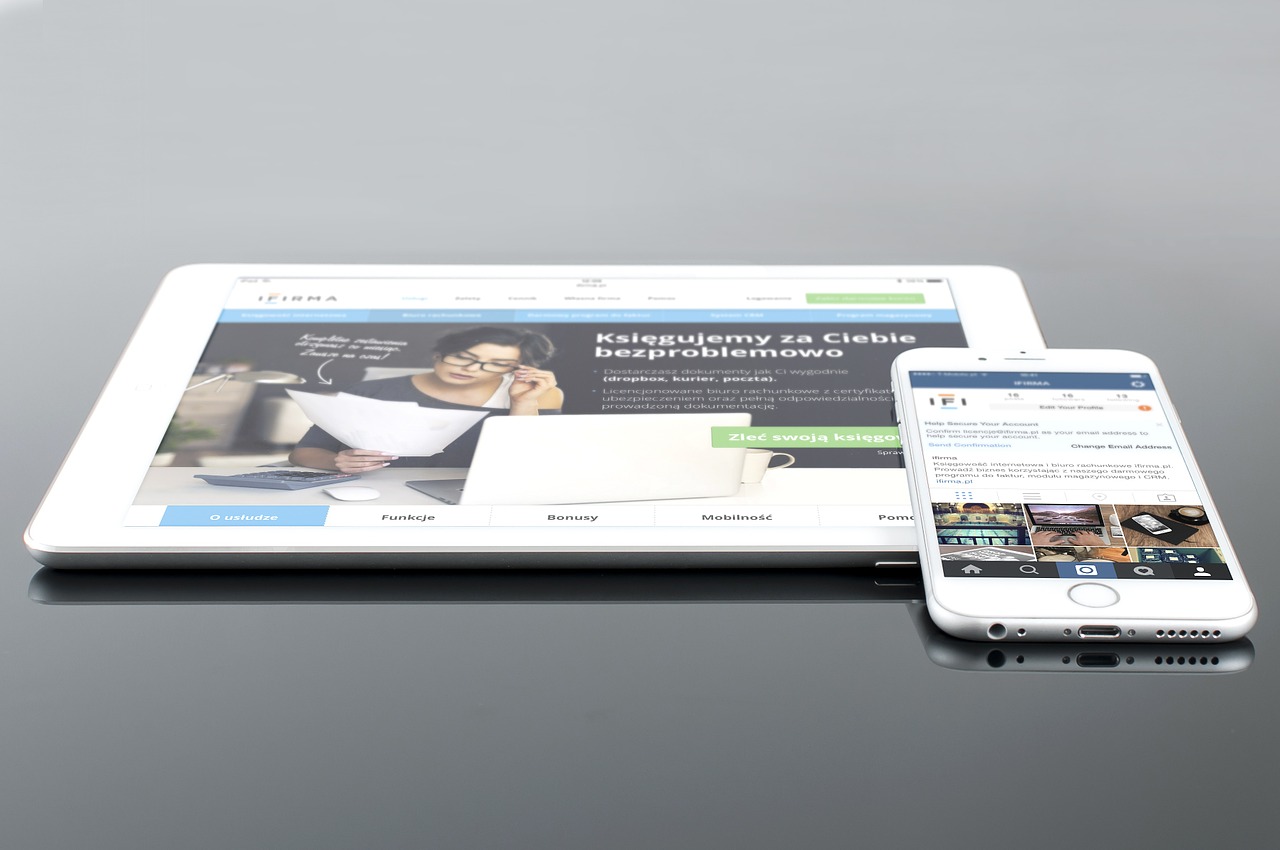 Mockup Ipad Iphone White Mauris Gravida